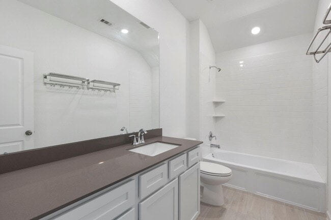 Building Photo - 21118 Rio San Jose Ct