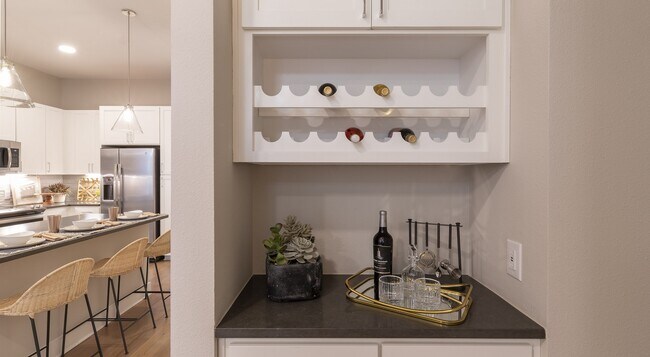 Building Photo - Start Fresh with 1 Month Free Rent