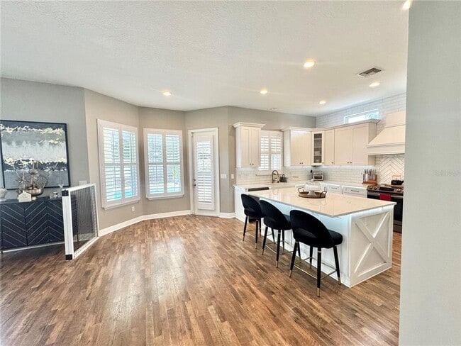 Building Photo - 212 Montara Drive