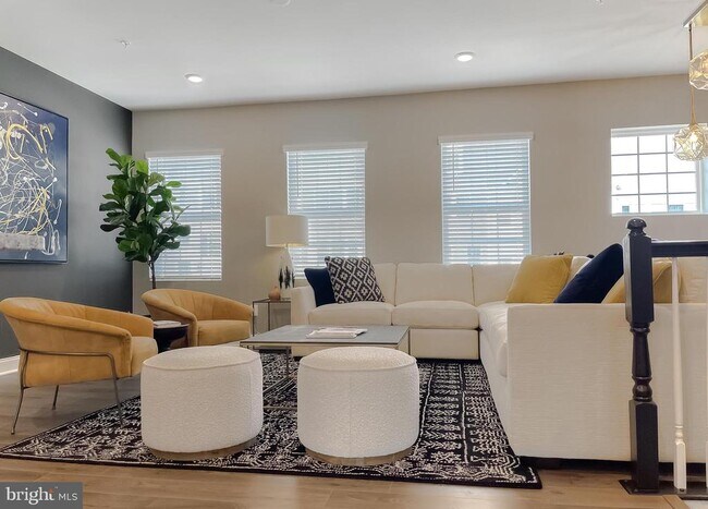 Building Photo - 23810 Myrtle Glen Way