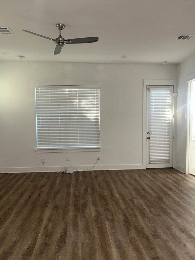 Building Photo - 4605 Lavatera St