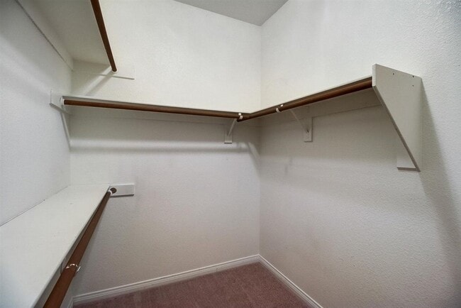 Building Photo - Beautiful 3 Bedroom, 2 Story Home in the Heart of Summerlin!