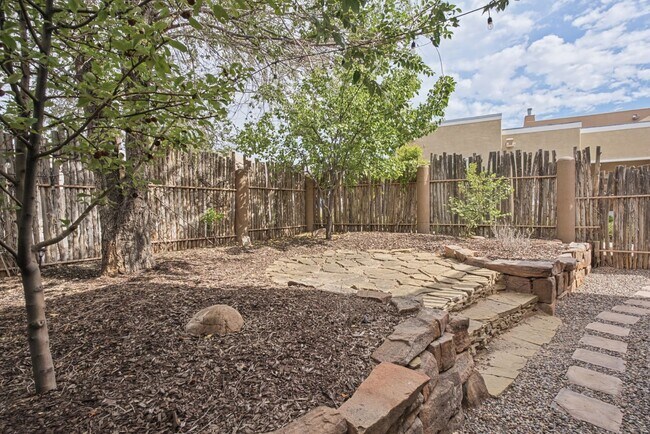 Building Photo - 4184 New Moon Cir