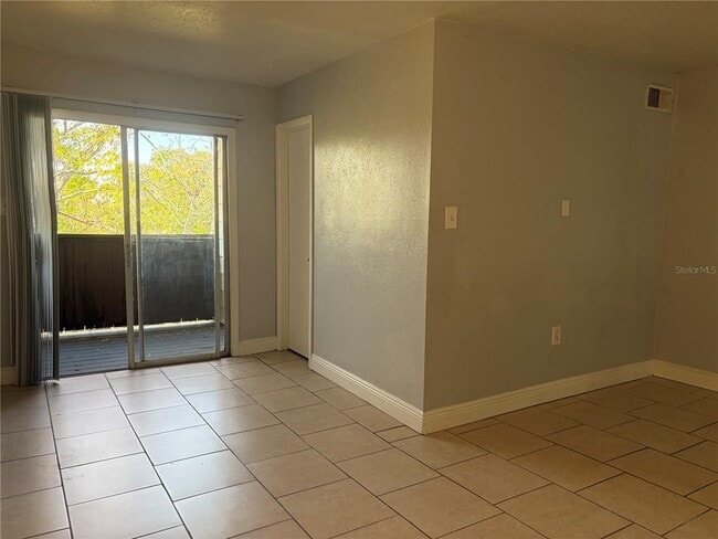 Building Photo - 3978 Crayrich Cir