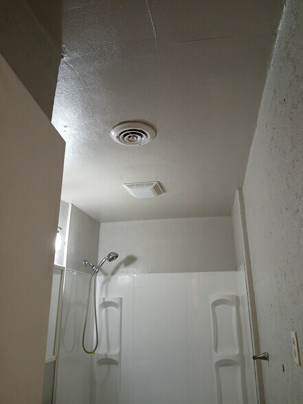 Building Photo - 2928 Reynolds St