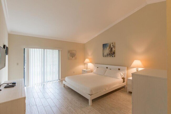 Building Photo - 11863 Wimbledon Cir