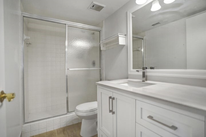 Building Photo - 6630 Villa Sonrisa Dr