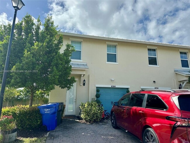 Building Photo - 4144 Greenway Dr