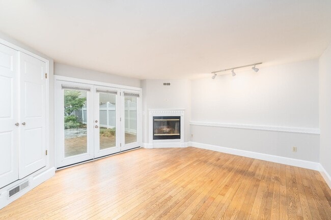 Building Photo - 3418 O'Donnell St