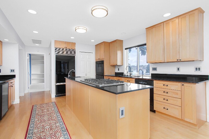 Building Photo - 620 177th Ln NE