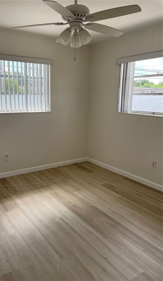 Building Photo - 2 BEDROOM 1 BATH | LITTLE HAVANA WITH PARKING