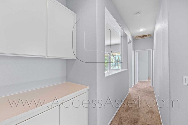 Building Photo - 27090 Adelanto Dr