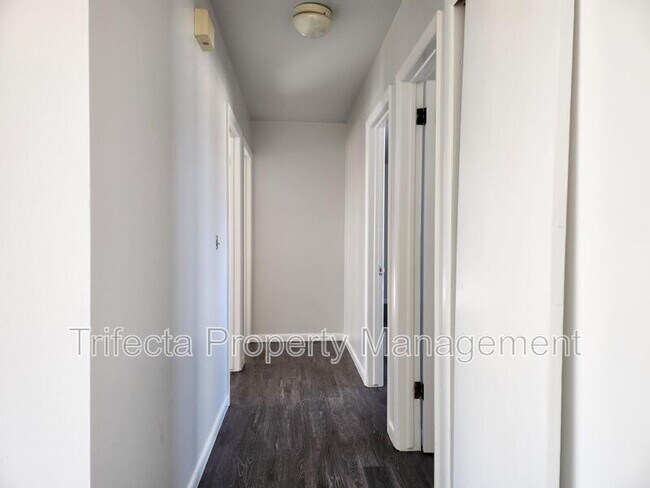 Building Photo - 2739 Leisure Dr