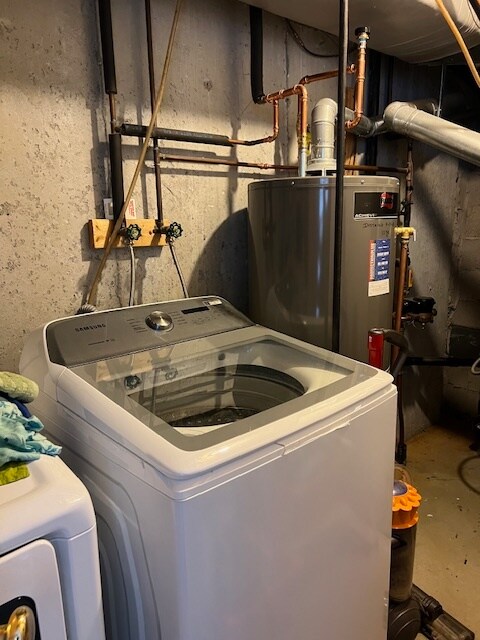 Building Photo - 227 Captain Eames Cir