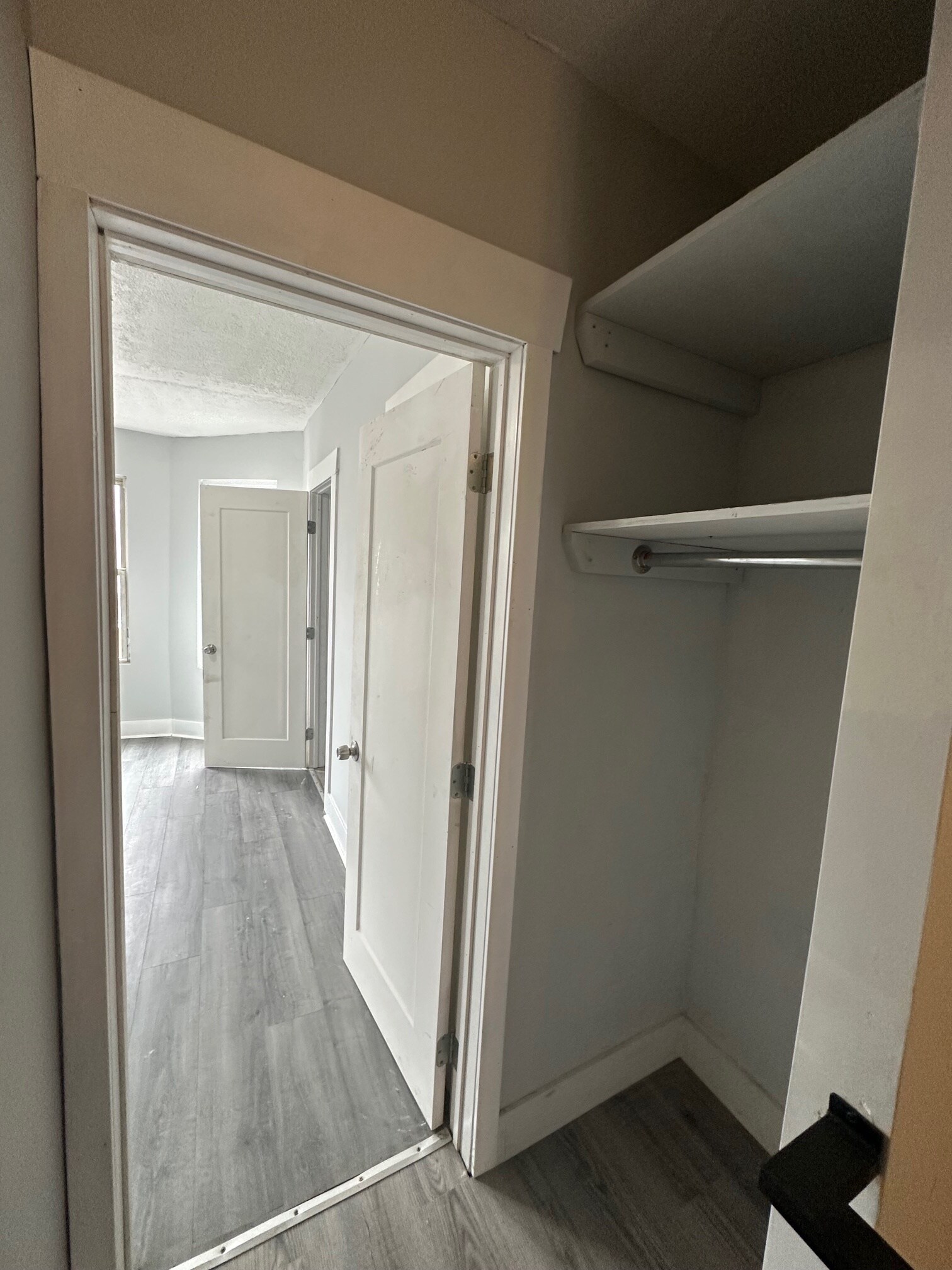 Building Photo - 3911 N Percy St