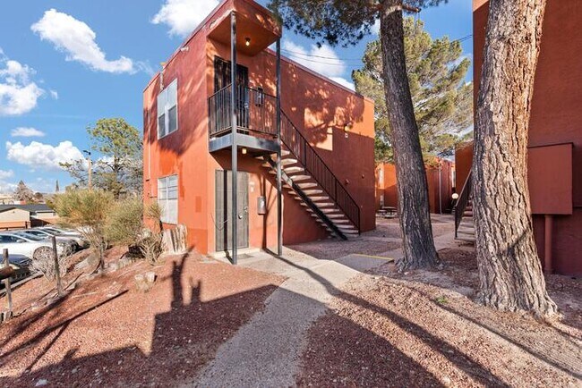 Building Photo - 2800 Vail Ave SE, Albuquerque, NM 87106, USA