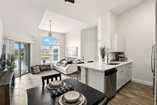 Building Photo - 2549 Grassy Point Dr