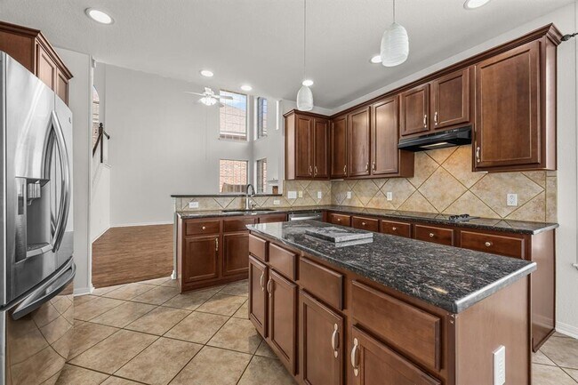 Building Photo - 11905 Lake Stone Dr