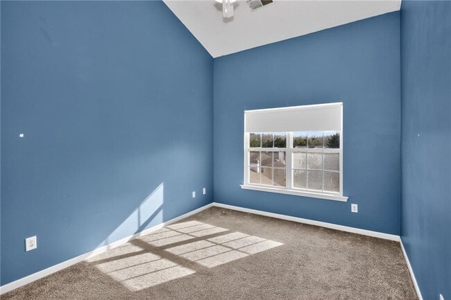 Building Photo - 304 Fox Overlook