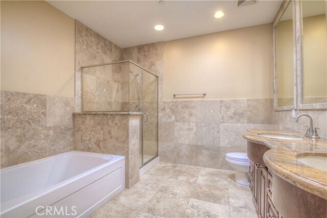 Building Photo - 4551 Coldwater Canyon Ave