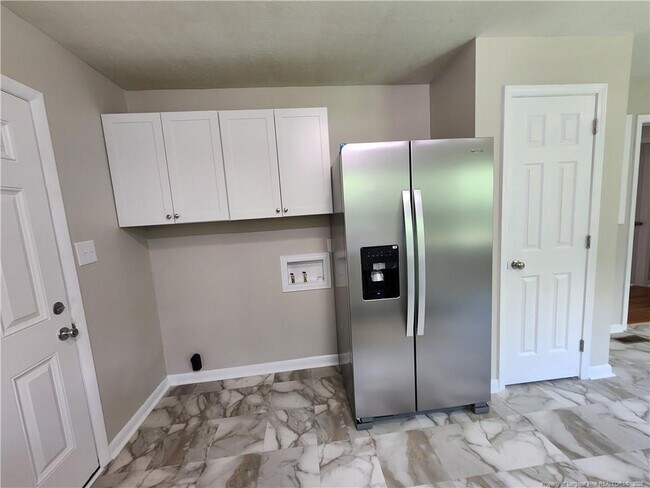 Building Photo - 346 Tucson Dr