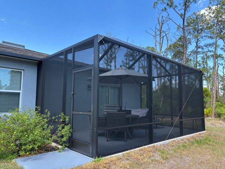 Building Photo - 6429 Starfish Ave