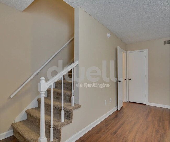 Building Photo - 3508 Woodlake Rd