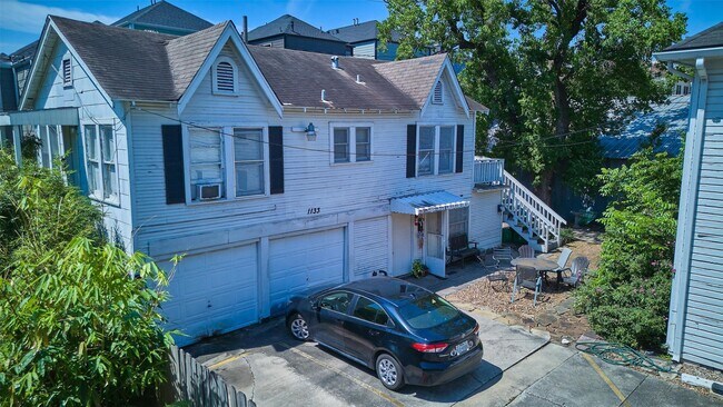 Building Photo - 1133 W Clay St