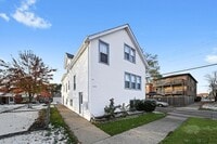 Building Photo - 2334 N 74th Ave