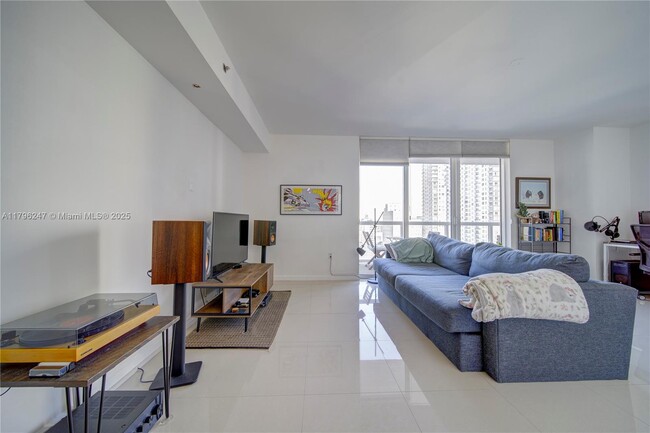 Building Photo - 50 Biscayne Blvd