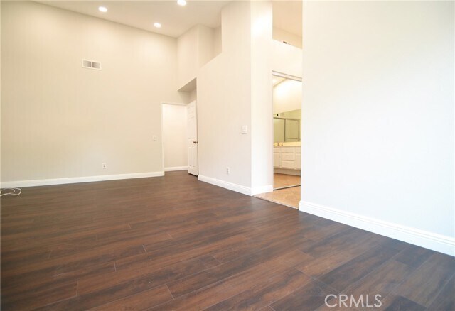 Building Photo - 2595 Plaza del Amo