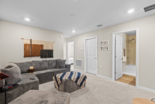 Building Photo - 3BR Center Lake Townhome | 2-Car Garage, Loft & Resort-Style Amenities