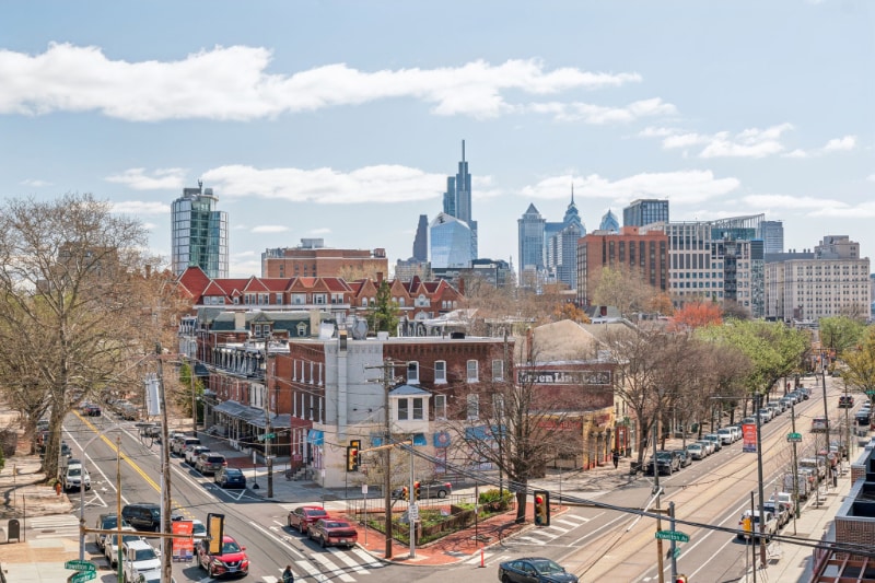 Building Photo - 3748 Lancaster Ave