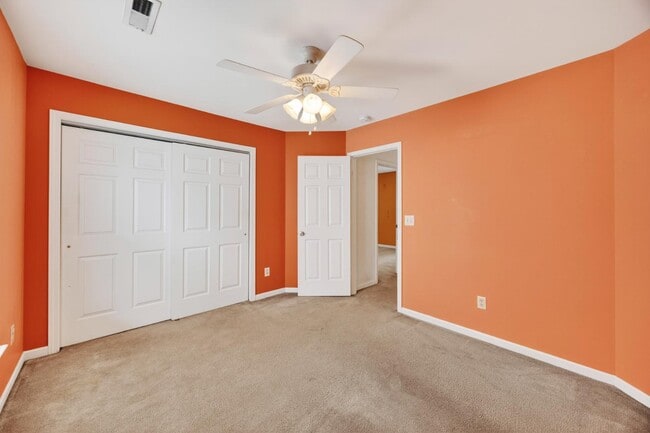Building Photo - 8831 Kellum Dr