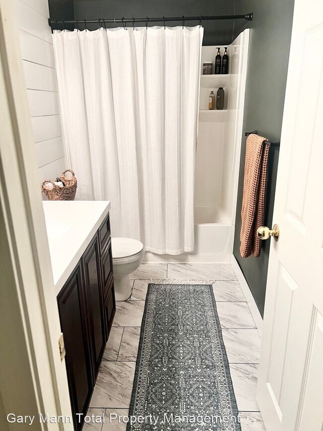 Building Photo - 3 br, 2.5 bath House - 714 N Penrose St