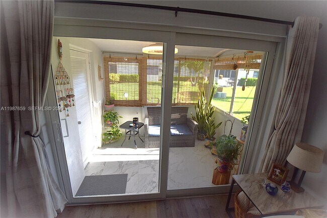 Building Photo - 2572 Emory Dr W