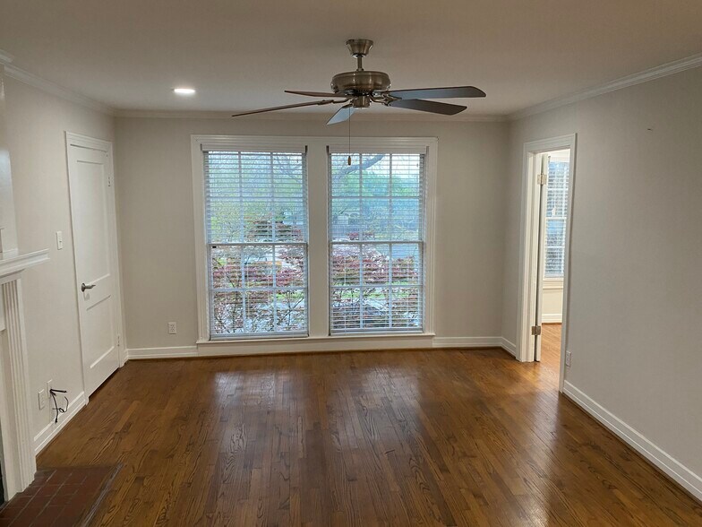 Living Area - 6348 Llano Ave
