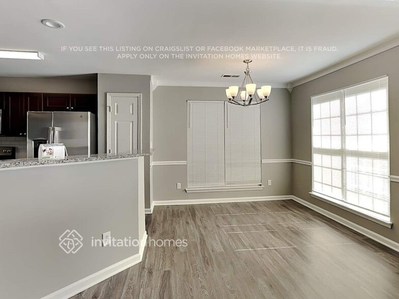 Building Photo - 204 Maywood Path