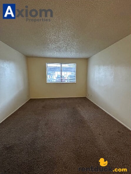 Building Photo - 1534 Bench Rd