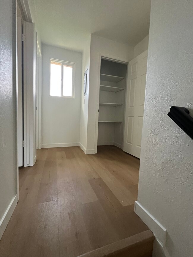 Building Photo - 7424 Launa Dr