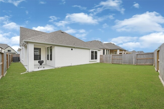 Building Photo - 12331 Palmetto Dr