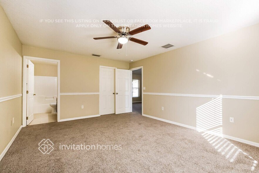 Building Photo - 4736 Robin Dr