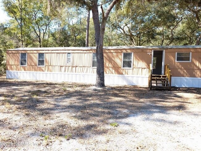 Primary Photo - 179 Violet Cir