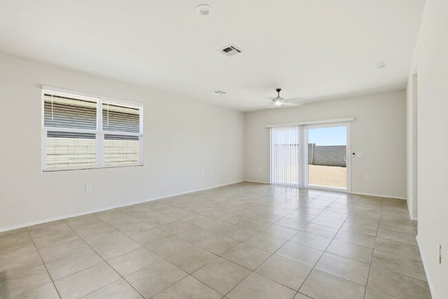 Building Photo - 35423 W San Sisto Ave
