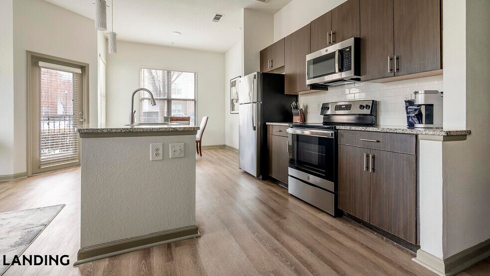 Building Photo - 10051 Perimeter Station Dr