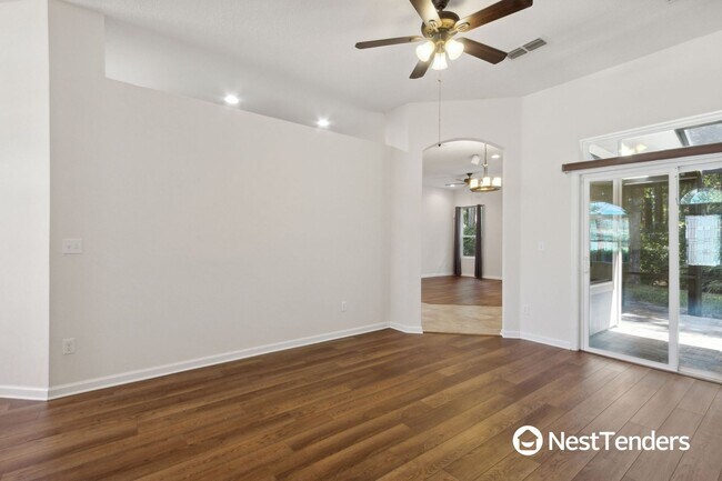 Building Photo - Roses Bluff Home in Yulee!