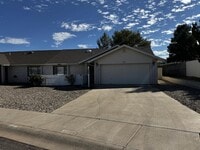Building Photo - 980 Canyon Hills Rd