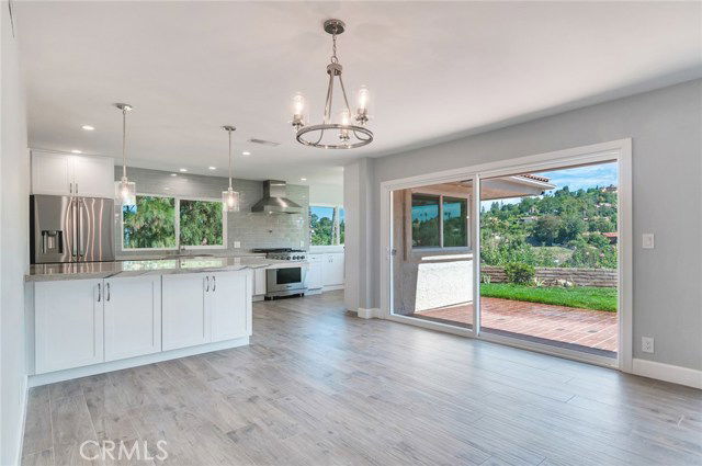 Building Photo - 11761 Highview Dr