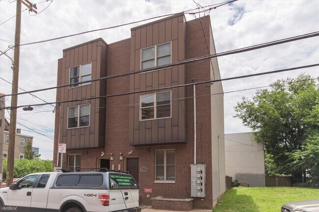 Building Photo - 3 br, 3 bath Triplex - 1622 JEFFERSON ST U...