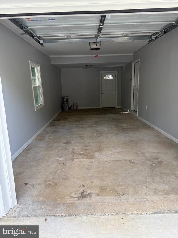 Building Photo - 7810 Newington Woods Dr